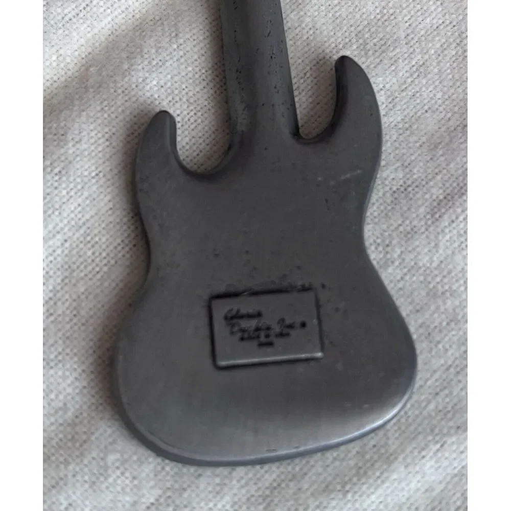 N/A pewter guitar